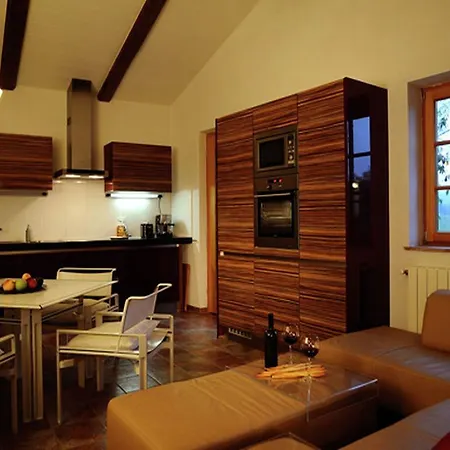 Mansion In Langhe Hills With Pool Bastia Mondovì
